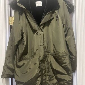 Velvet Olive Green Coat with Black Faux Fur. Inside arms and body are so soft